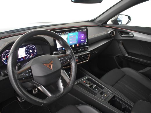 CUPRA Formentor 1.4 e-Hybrid VZ Tribe Edition 245pk | Stuur & stoel Verwarming | LED Lampen | DAB | Cruise Contro... ActivLease financial lease