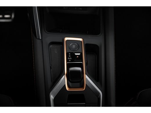 CUPRA Leon 1.5 TSI e-Hybrid 204pk Essential | Achteruitrijcamera | Keyless | Adaptive Cruise | 18" | Stoelve... ActivLease financial lease