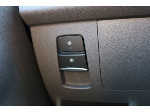 Ford E-Transit 350 L2 H2 Trend 68 kWh ActivLease financial lease