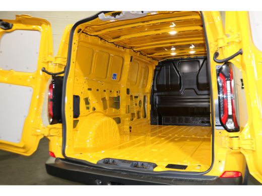 Ford E-Transit Custom 340 L2 H1 Trend 65 kWh Trekhaak Camera Apple Carplay ActivLease financial lease