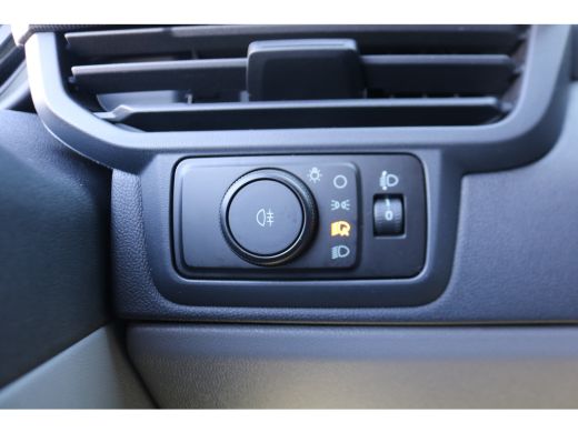 Ford E-Transit Custom 340 L2 H1 Trend 65 kWh Trekhaak Camera Apple Carplay ActivLease financial lease
