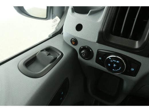 Ford Transit 350 2.0 TDCI L2H2 2800KG Trekgew. Trekhaak Airco Camera Carplay Cruise Navi LED 3 Persoons PDC Im... ActivLease financial lease