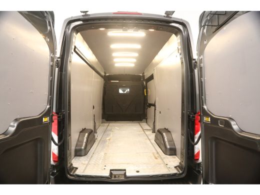 Ford Transit 350 2.0 TDCI L3H3 170PK Airco Cruise LED Trekhaak 3 Persoons Traanplaat PDC Elektrpakket ActivLease financial lease