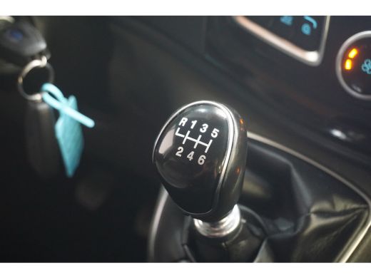 Ford Transit Custom 320 2.0 TDCI L2H1 Limited Dubbel Cabine | 170pk! | Dubbele Schuifdeur | Achteruitrijcamera | Crui... ActivLease financial lease