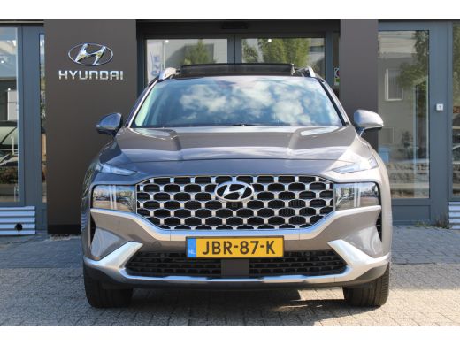 Hyundai Santa Fe 1.6 T-GDI PHEV Comfort Smart 7p. | Achterbank verstelbaar | Elektrisch glazen panorama-dak | Lede... ActivLease financial lease
