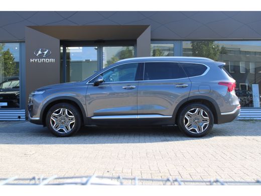 Hyundai Santa Fe 1.6 T-GDI PHEV Comfort Smart 7p. | Achterbank verstelbaar | Elektrisch glazen panorama-dak | Lede... ActivLease financial lease