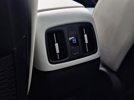 Hyundai Tucson 1.6 T-GDI PHEV Premium Sky 4WD | 360 graden camera | Navigatie | Apple Carplay/Android Auto | Ada... ActivLease financial lease