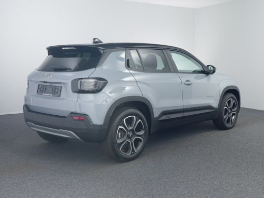 Jeep Avenger Summit, | Infotainment & Convenience Pack | Pastellak Storm Grey met Volcano Black dak | Warmtepomp ActivLease financial lease