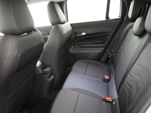 Jeep Avenger Summit, | Infotainment & Convenience Pack | Pastellak Storm Grey met Volcano Black dak | Warmtepomp ActivLease financial lease