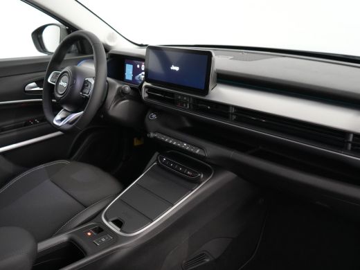 Jeep Avenger Summit, | Infotainment & Convenience Pack | Pastellak Storm Grey met Volcano Black dak | Warmtepomp ActivLease financial lease