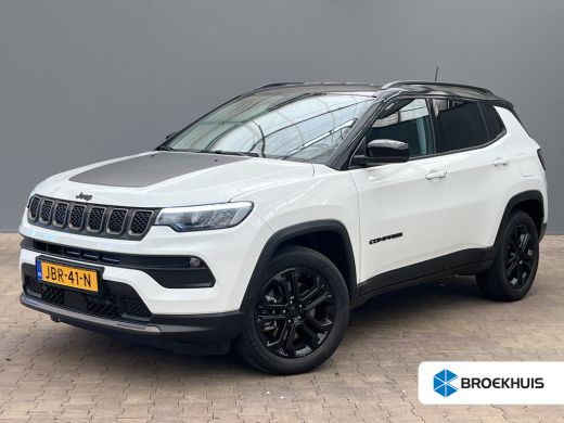 Jeep Compass Limited Plug-In Hybrid 4WD 240PK | Adaptieve Cruise | 18" High Gloss velgen | Digitaal display | ... Jeep Compass Limited Plug-In Hybrid 4WD 240PK | Adaptieve Cruise | 18" High Gloss velgen | Digitaal display | ...