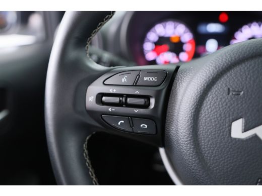 Kia Picanto 1.0 DPi DynamicLine | Navi By App | Camera | Cruise Control | Airco | Lichtmetalen Velgen | DAB ActivLease financial lease