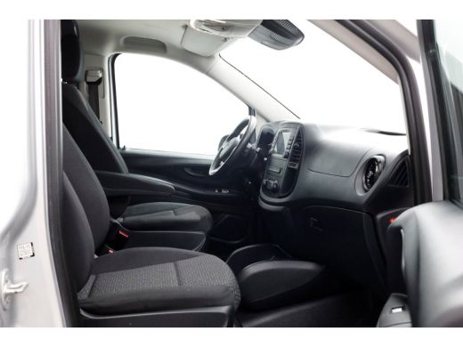 Mercedes-Benz Vito 114 CDI 136pk Compact 9G Automaat 2x Schuifdeur/LED/Camera/Inrichting 05-2022 ActivLease financial lease