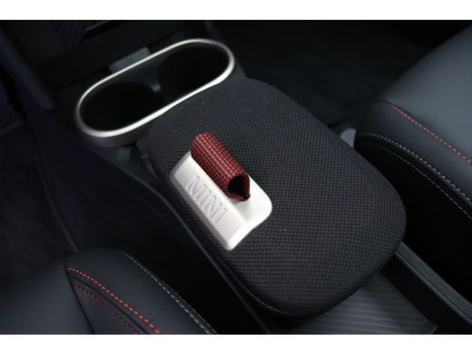 Mini 3-Deurs Cooper S Automaat / John Cooper Works / Pakket M / 18" JCW Lap Spoke 2-tone ActivLease financial lease