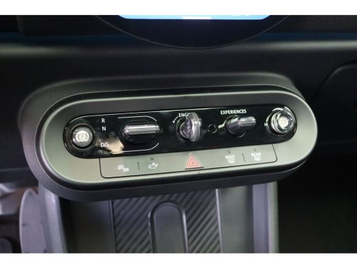 Mini 3-Deurs Cooper S Automaat / John Cooper Works / Pakket M / 18" JCW Lap Spoke 2-tone ActivLease financial lease