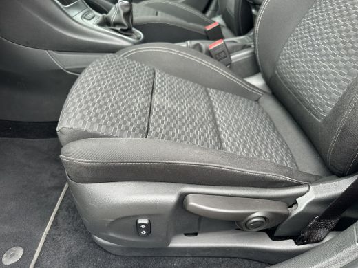 Opel Astra Sports Tourer 1.0 105PK Turbo 120 Jaar Edition | AGR-COMFORTSTOELEN| NAVIGATIE| PARKEERSENSAOREN ... ActivLease financial lease