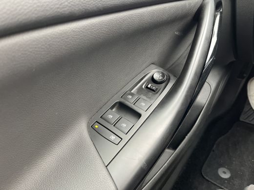 Opel Astra Sports Tourer 1.2 Elegance 145pk | Trekhaak | Stoel+ Stuur verwarming | Camera | Matrix Led | Key... ActivLease financial lease