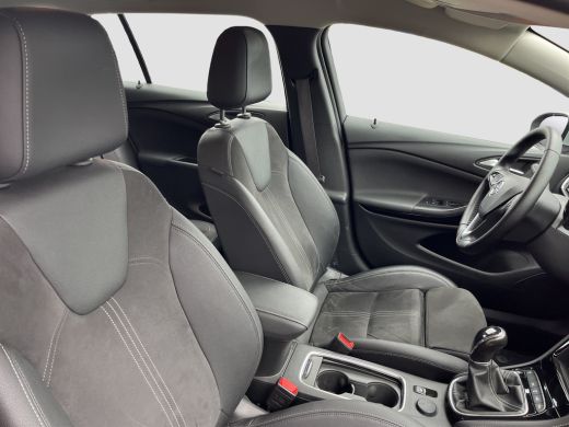 Opel Astra Sports Tourer 1.2 Elegance 145pk | Trekhaak | Stoel+ Stuur verwarming | Camera | Matrix Led | Key... ActivLease financial lease
