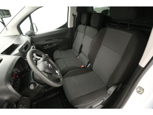 Opel Combo 1.5D L2H1 Airco Cruise 3 Persoons Parkeersensoren Schuifdeur ActivLease financial lease