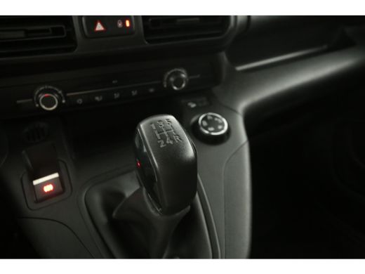 Opel Combo 1.5D L2H1 Airco Cruise Parkeersensoren 3 Persoons Elektrpakket Schuifdeur ActivLease financial lease