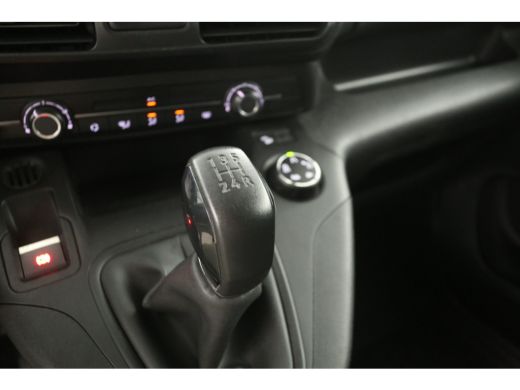 Opel Combo 1.5D L2H1 Airco Cruise Parkeersensoren 3 Persoons Elektrpakket Schuifdeur ActivLease financial lease