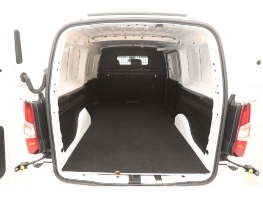 Opel Combo 1.5D L2H1 Airco Cruise Parkeersensoren 3 Persoons Elektrpakket Schuifdeur ActivLease financial lease