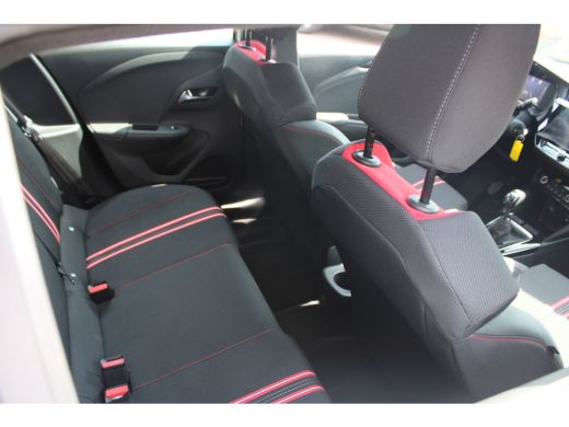 Opel Corsa 1.2 100PK Turbo Yes | Navi by app | Airco | Cruise Control | Sportstoelen | Carplay | LED | Zwart... ActivLease financial lease