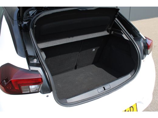 Opel Corsa 1.2 100PK Turbo Yes | Navi by app | Airco | Cruise Control | Sportstoelen | Carplay | LED | Zwart... ActivLease financial lease