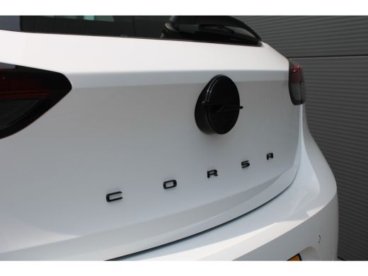 Opel Corsa 1.2 100PK Turbo Yes | Navi by app | Airco | Cruise Control | Sportstoelen | Carplay | LED | Zwart... ActivLease financial lease