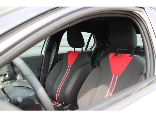 Opel Corsa 1.2 100PK Turbo Yes | Navi by app | Airco | Cruise Control | Sportstoelen | Carplay | LED | Zwart... ActivLease financial lease