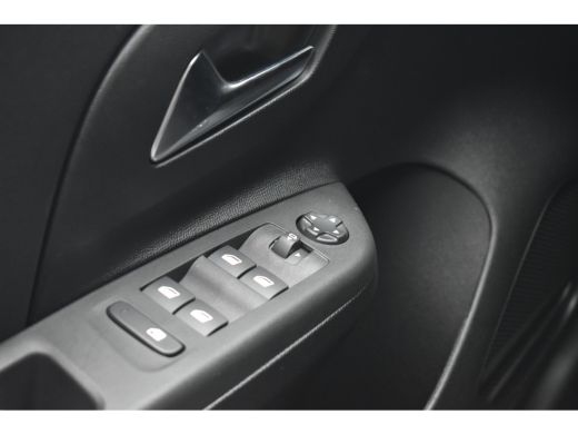 Opel Corsa 1.2 Edition VOORRAAD-ACTIE! | Dode hoek waarschuwing | Draadloze Apple Carplay en Android Auto | ... ActivLease financial lease