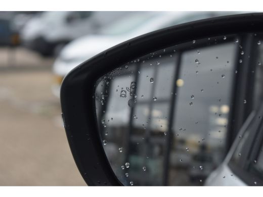 Opel Corsa 1.2 Edition VOORRAAD-ACTIE! | Dode hoek waarschuwing | Draadloze Apple Carplay en Android Auto | ... ActivLease financial lease