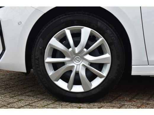Opel Corsa 1.2 Edition VOORRAAD-ACTIE! | Dode hoek waarschuwing | Draadloze Apple Carplay en Android Auto | ... ActivLease financial lease
