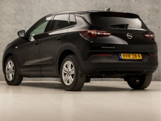 Opel Grandland X 1.2 Turbo Sport Automaat (APPLE CARPLAY, GROOT NAVI, GETINT GLAS, PARKEERSENSOREN, SPORTSTOELEN, ... ActivLease financial lease