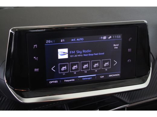 Peugeot 208 1.2 Turbo 100-PK EAT8 AUTOMAAT Allure | NAVIGATIE | PARKEERSENSOREN | CLIMATE CONTROL | CARPLAY |... ActivLease financial lease