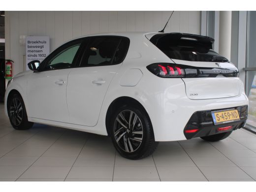 Peugeot 208 1.2 Turbo 100-PK EAT8 AUTOMAAT Allure | NAVIGATIE | PARKEERSENSOREN | CLIMATE CONTROL | CARPLAY |... ActivLease financial lease