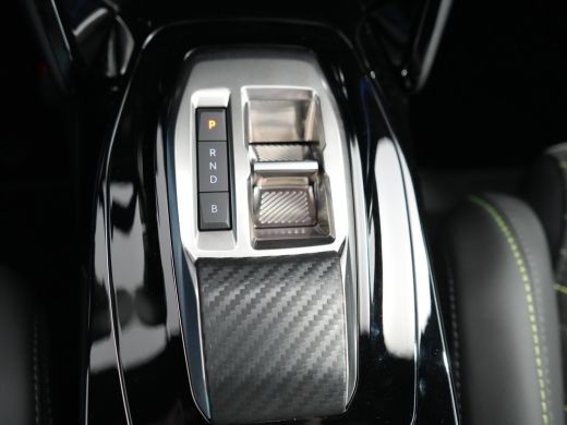 Peugeot e-2008 EV GT Avantage 54 kWh | 11 kW lader | Achterspoiler | Achteruitrijcamera ActivLease financial lease