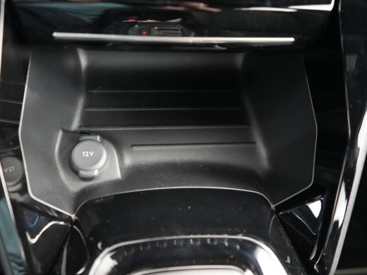 Peugeot e-2008 EV GT Avantage 54 kWh | 11 kW lader | Achterspoiler | Achteruitrijcamera ActivLease financial lease