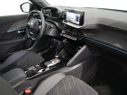 Peugeot e-2008 EV GT Avantage 54 kWh | 11 kW lader | Achterspoiler | Achteruitrijcamera ActivLease financial lease