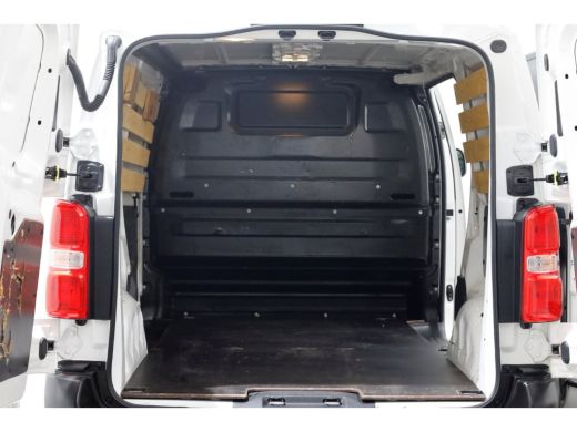 Peugeot Expert 2.0 BlueHDI 120pk M Premium Automaat Airco 04-2021 ActivLease financial lease