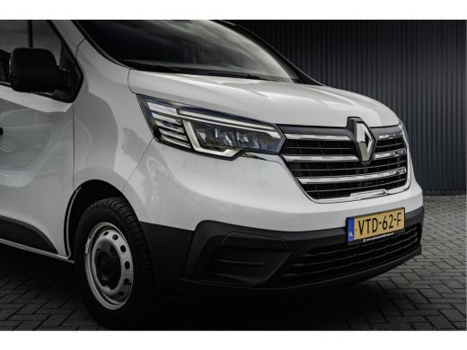 Renault Trafic **dCi 110 T30 L2H1 | Navigatie | 3-Zits | Cruise | PDC | Airco | Euro 6** ActivLease financial lease