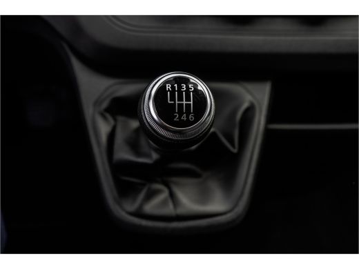 Renault Trafic **dCi 110 T30 L2H1 | Navigatie | 3-Zits | Cruise | PDC | Airco | Euro 6** ActivLease financial lease