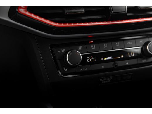 Seat Arona FR Business Connect | Achteruitrijcamera | Airconditioning automatisch met 2-zone-temperatuurrege... ActivLease financial lease
