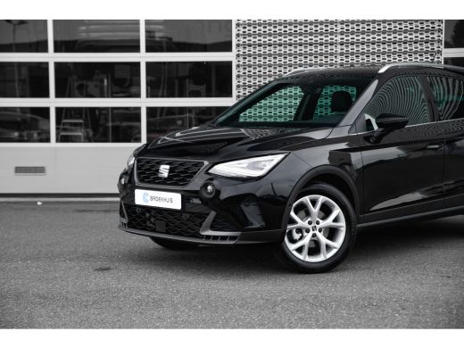 Seat Arona FR Business Connect | Achteruitrijcamera | Airconditioning automatisch met 2-zone-temperatuurrege... ActivLease financial lease