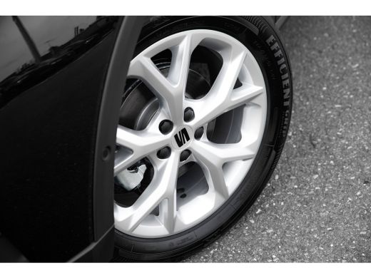 Seat Arona FR Business Connect | Achteruitrijcamera | Airconditioning automatisch met 2-zone-temperatuurrege... ActivLease financial lease