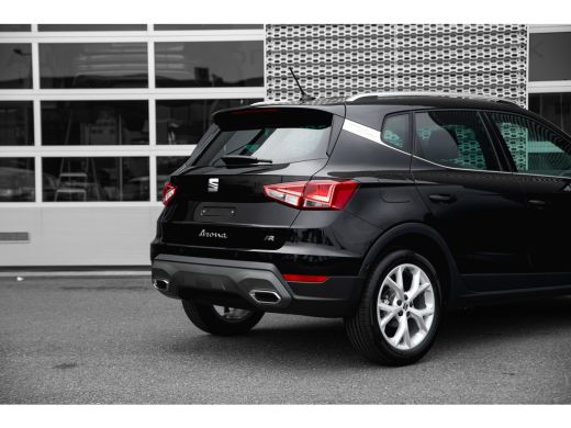 Seat Arona FR Business Connect | Achteruitrijcamera | Airconditioning automatisch met 2-zone-temperatuurrege... ActivLease financial lease