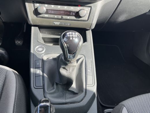 Seat Ibiza 1.0 TSI Style Business Intense Keyless | Camera | Climate control | Apple carply/android auto | P... ActivLease financial lease