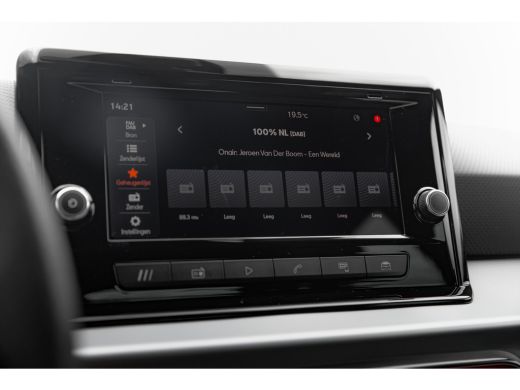 Seat Ibiza FR Business Connect | 17 inch lichtmetalen velgen, (7J x 17) | Achteruitrijcamera | Airconditioni... ActivLease financial lease