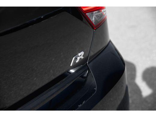 Seat Ibiza FR Business Connect | 17 inch lichtmetalen velgen, (7J x 17) | Achteruitrijcamera | Airconditioni... ActivLease financial lease