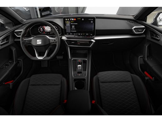 Seat Leon 1.5 TSI e-Hybrid 204pk FR Business | Achteruitrijcamera | Trekhaak | 19" | Adaptive Cruise ActivLease financial lease